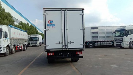 陜汽德威冷藏車今日出廠發往浙江杭州，高效溫控助力冷鏈物流